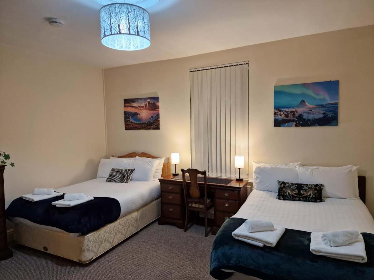 4 Bed Rooms 5 Double Beds Holidays House Near Train Station Plymouth Zewnętrze zdjęcie