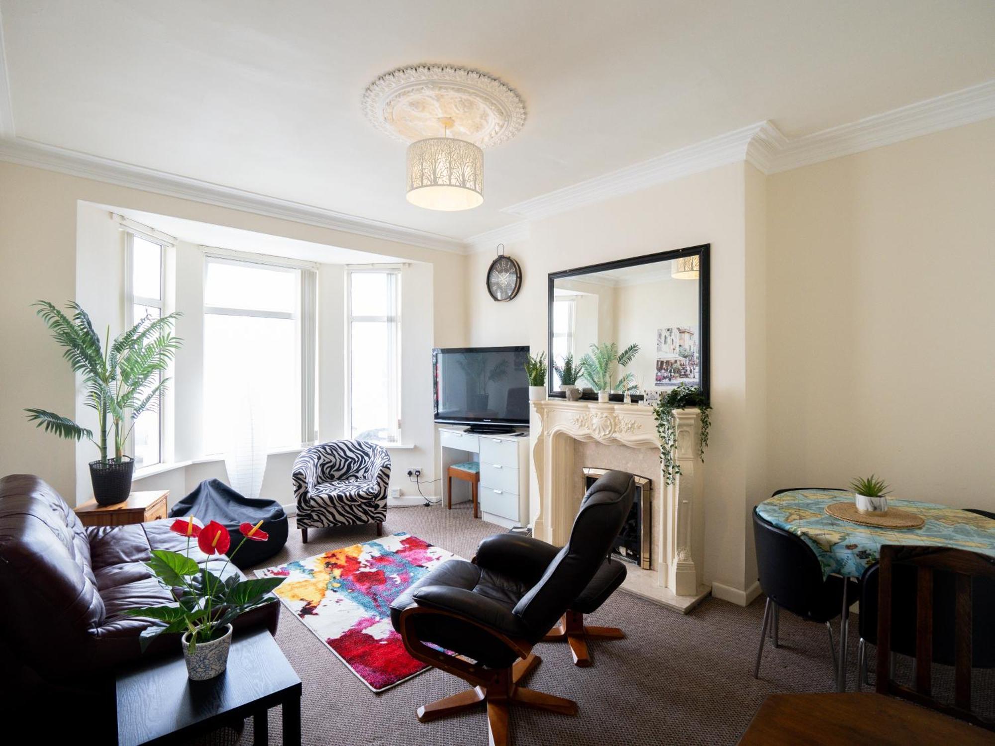 4 Bed Rooms 5 Double Beds Holidays House Near Train Station Plymouth Zewnętrze zdjęcie